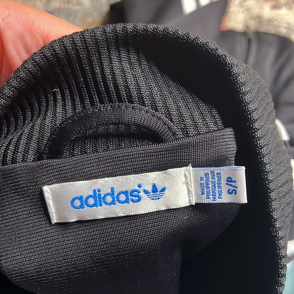Adidas Size S Jacket - Picture 6 of 6
